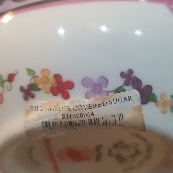 Tea Time Paul Cardew Design Red Hat Society Porcelain Sugar w/Lid & Creamer Set - Picture 14 of 15